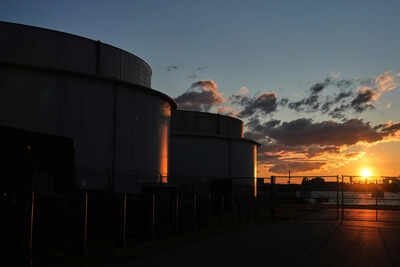 1774265400 representational image