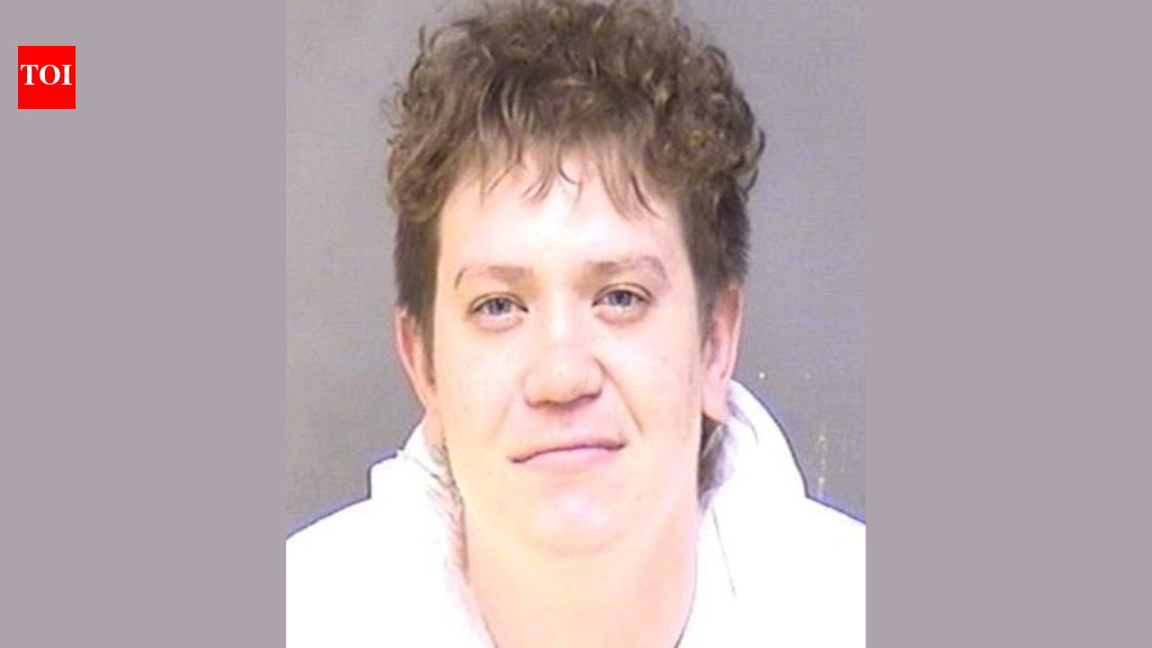 Pro athlete who lost all four limbs charged after allegedly