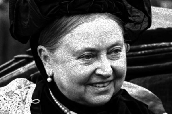 The drug paradox of Queen Victoria New book says she