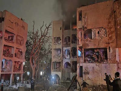 over 100 injured in arad dimona in iranian strikes netanyahu vows to attack tehran on all fronts