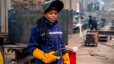 women skilled worker in us