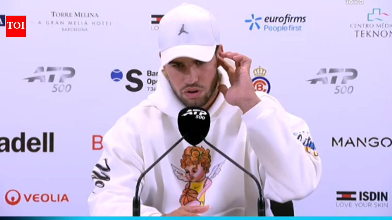 Carlos Alcaraz withdraws from Barcelona Open after wrist injury revealed