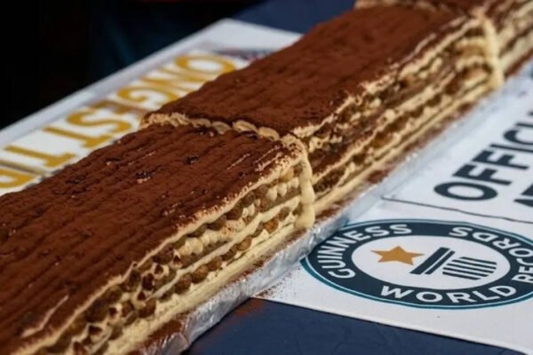 Guinness World Records London sets Guinness World Record with 440 metre