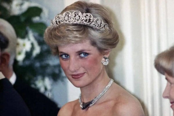 Quote of the day by Princess Diana Nothing brings me