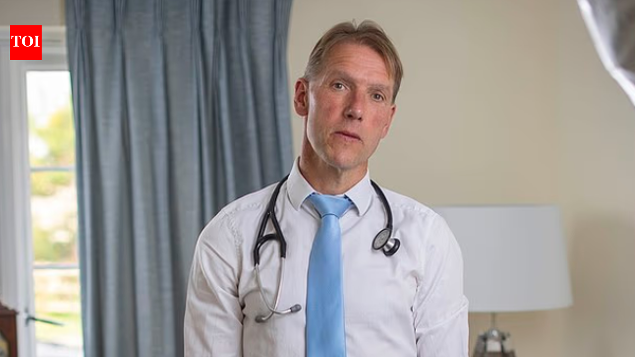 Uk Doctor Suspended UK doctor struck off for working while