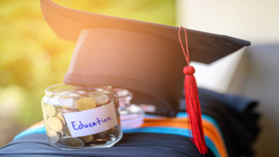 delhi government invites scholarship applications for sc st obc students