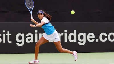 sahaja yamalapalli taking shot photo by dlta