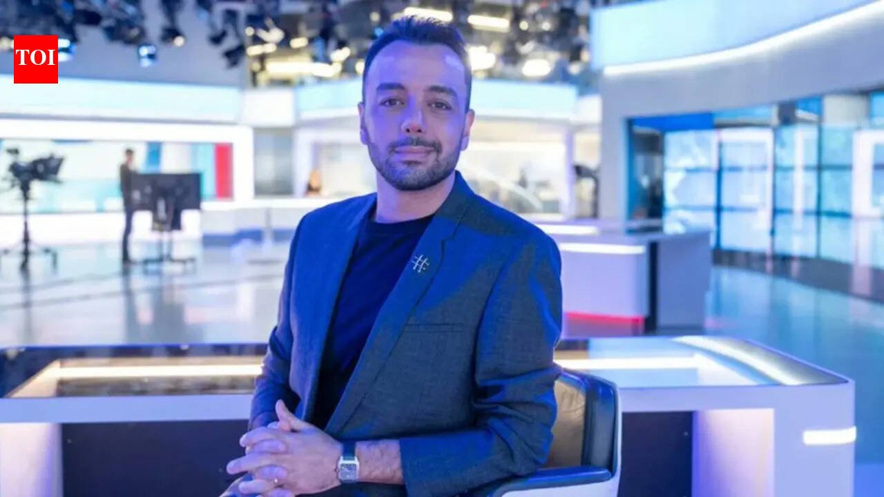 1779198215 photo