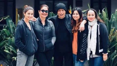 959927 bhatt family 1