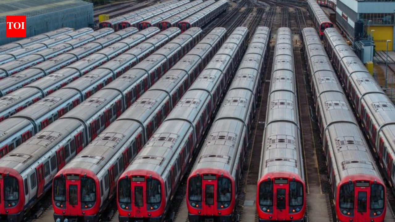 London tube strikes suspended after last minute talks between TfL and