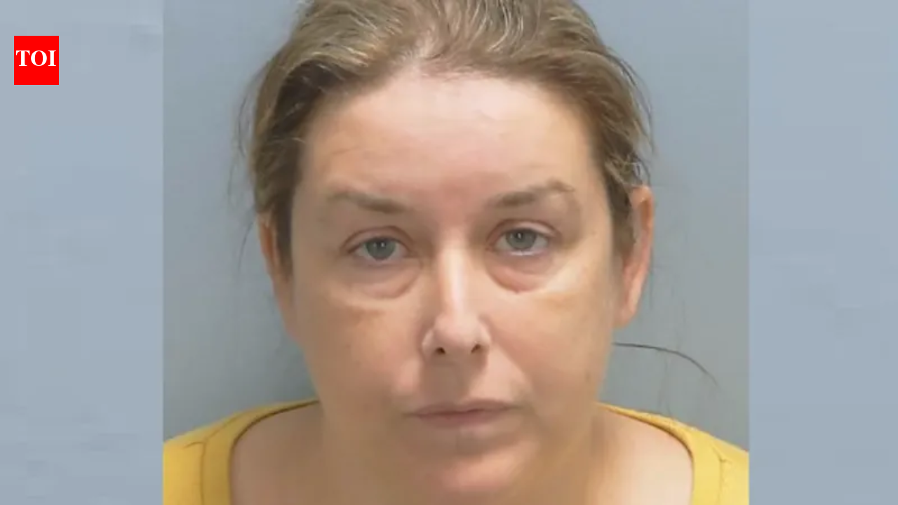 Shelley Simpson UK travel boss jailed over 300k holiday ponzi