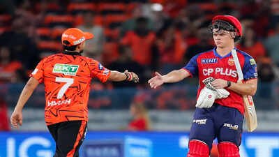 hyderabad may 06 ani punjab kings39 cooper connolly congratulates sunrisers h