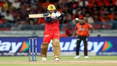 hyderabad may 22 ani royal challengers bengaluru39s rajat patidar plays a sho
