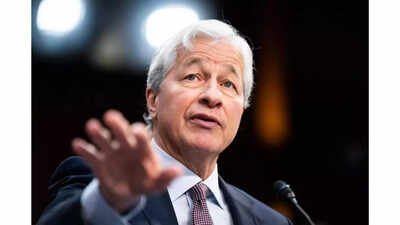 jp morgan ceo jamie dimon vows to fight against act that has been subject of dispute between american banking industry and