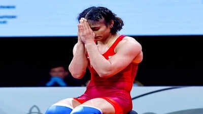 quotworld seeks flaws in my characterquot vinesh phogat posts cryptic message after wfi show cause notice