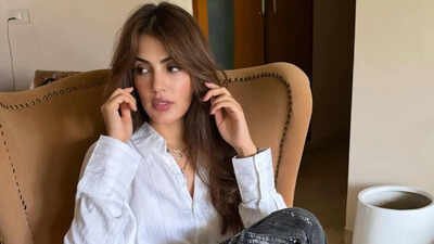 rhea chakraborty 1779011436 3898952724387568761 1681480742 1