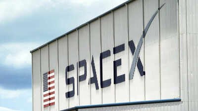 us stock market spacex lines up 21 banks for mega ipo code named project