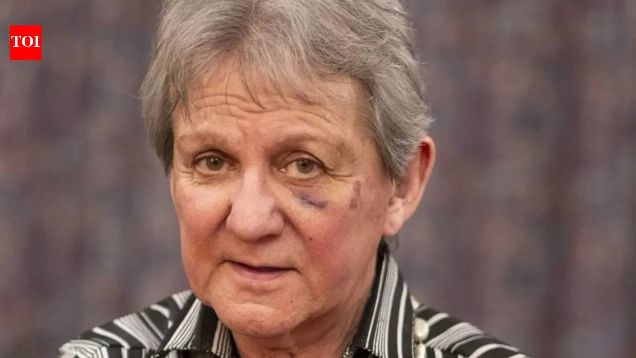 ‘Hard to recover from trauma TV antiques expert decides to