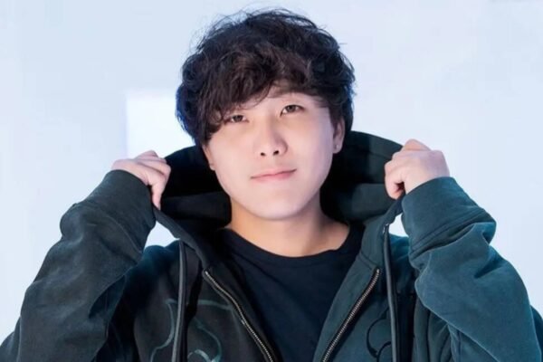 1780615910 photo