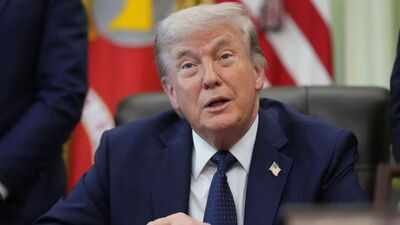 1781925410 us president donald trump