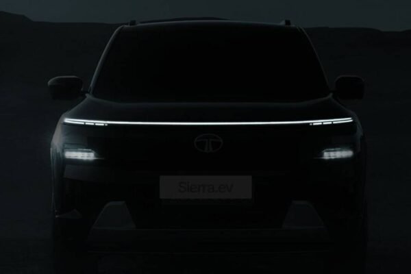 1782121042 photo