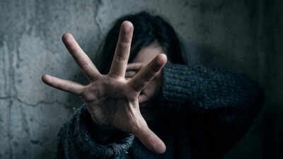 5 cops suspended in pocso case