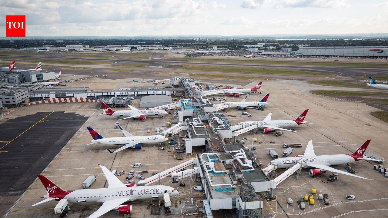 Heathrow Airport Flights Delays Hundreds of flights delayed at Heathrow