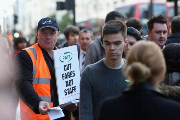 London tube strikes set to go ahead unless last ditch talks