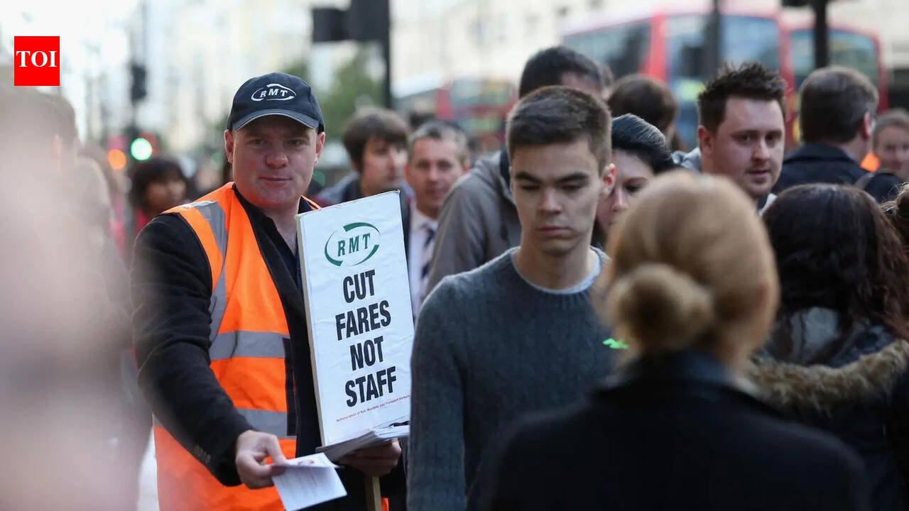 London tube strikes set to go ahead unless last ditch talks