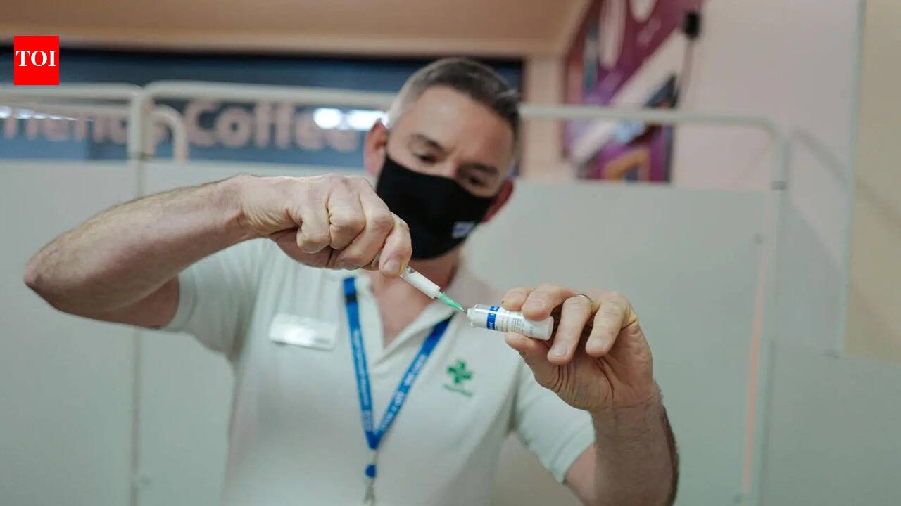 Meningitis B Vaccine UK to offer free Meningitis B vaccine