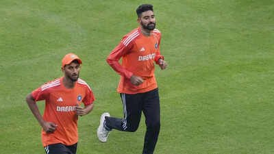 mohammed siraj and prasidh krishna pti photo