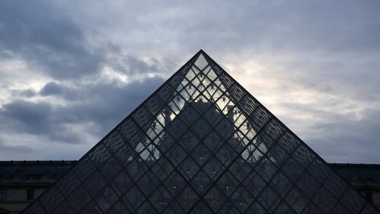 1783962894 photo