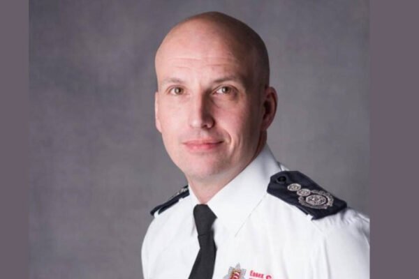 UK industrial fire Essex fertiliser explosion injures 20 firefighters destroys