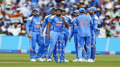 birmingham england jul 14 ani india39s jasprit bumrah and teammates celebra