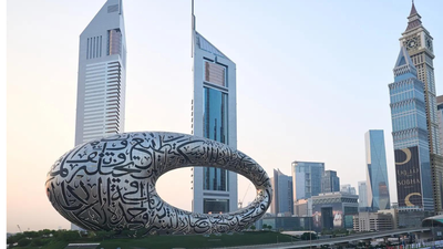 dubai housing prices dippped