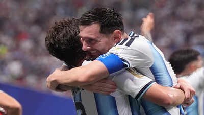 lionel messi39s argentina defeats egypt 3 2 and switzerland meets colombia at world cup in photos