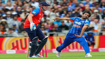 manchester england jul 04 ani india39s ravi bishnoi bowls during the 2nd t2