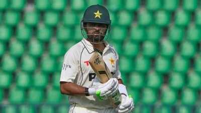 1786408030 babar azam