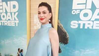 1786440363 anne hathaway