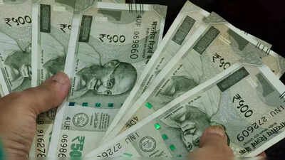 1786805533 rupee vs dollar