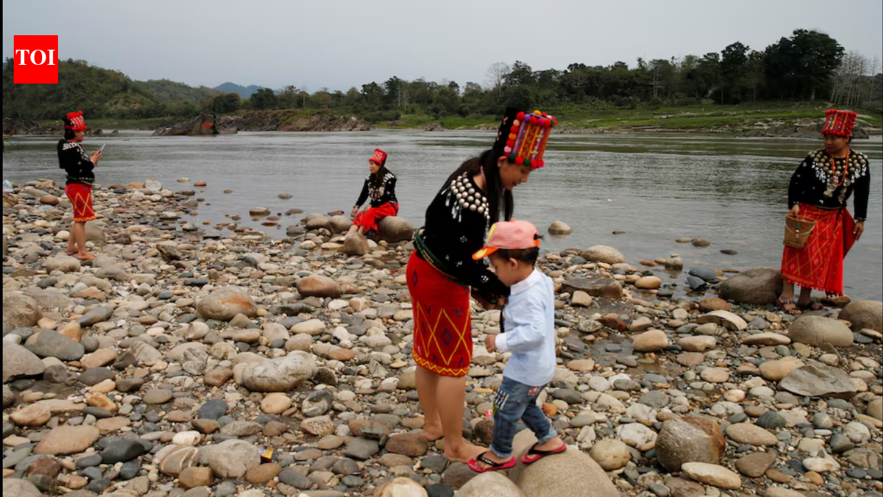 1786820605 photo