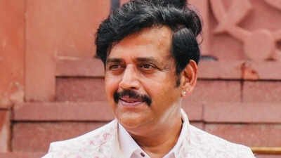 1786866341 ravi kishan