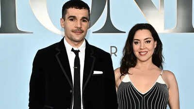 aubrey plaza christopher ab