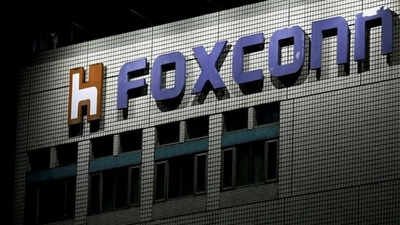 foxconn acquires 35173 million shares in india arm investing usd 372 million stake rises to 9999