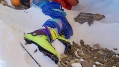 green boots