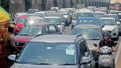 maharashtra leads passenger commercial vehicle sales up tops two wheelers and three wheelers in q1 siam