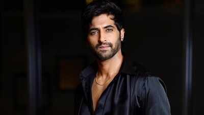 we made the film we wanted akshay oberoi addresses backlash over toxic amid mixed reviews heaps praise on yash saying boss is like a walking talking industry of his own