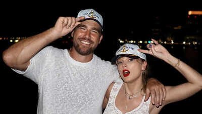 1789957387 taylor swift and travis kelce
