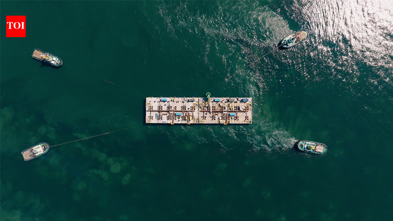 Belgium sank 23 concrete blocks weighing 22000 tons each in
