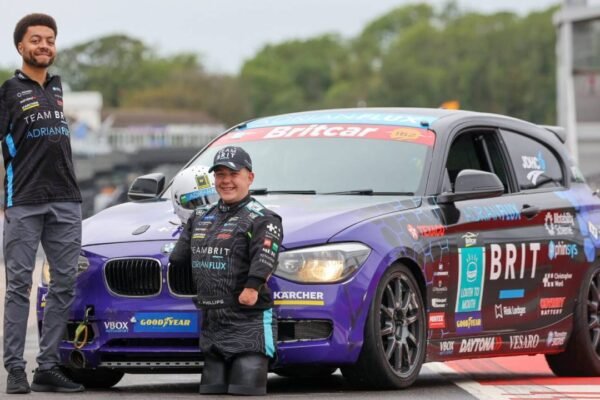 Meet Callum Smith The 23 year old armless racing driver who steers